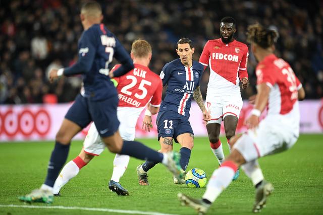 德甲半场：特雷破门，佩奇诺维奇扳平，沃尔夫斯堡1-1弗赖堡（德甲半场战报：特雷先拔头筹，佩奇诺维奇扳平，沃尔夫斯堡1-1弗赖堡）