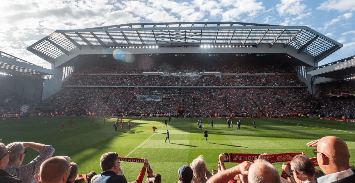 利物浦球员国家队战报：罗伯逊90场里程碑率队进军世界杯（利物浦国脚战报：罗伯逊第90次出场达成里程碑，率苏格兰直通世界杯）