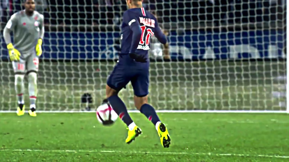 四川男篮球员段睿骐术后康复良好，或转会广东宏远，引发欠薪争议。（四川男篮后卫段睿骐术后恢复顺利，或转投广东宏远，欠薪争议发酵）