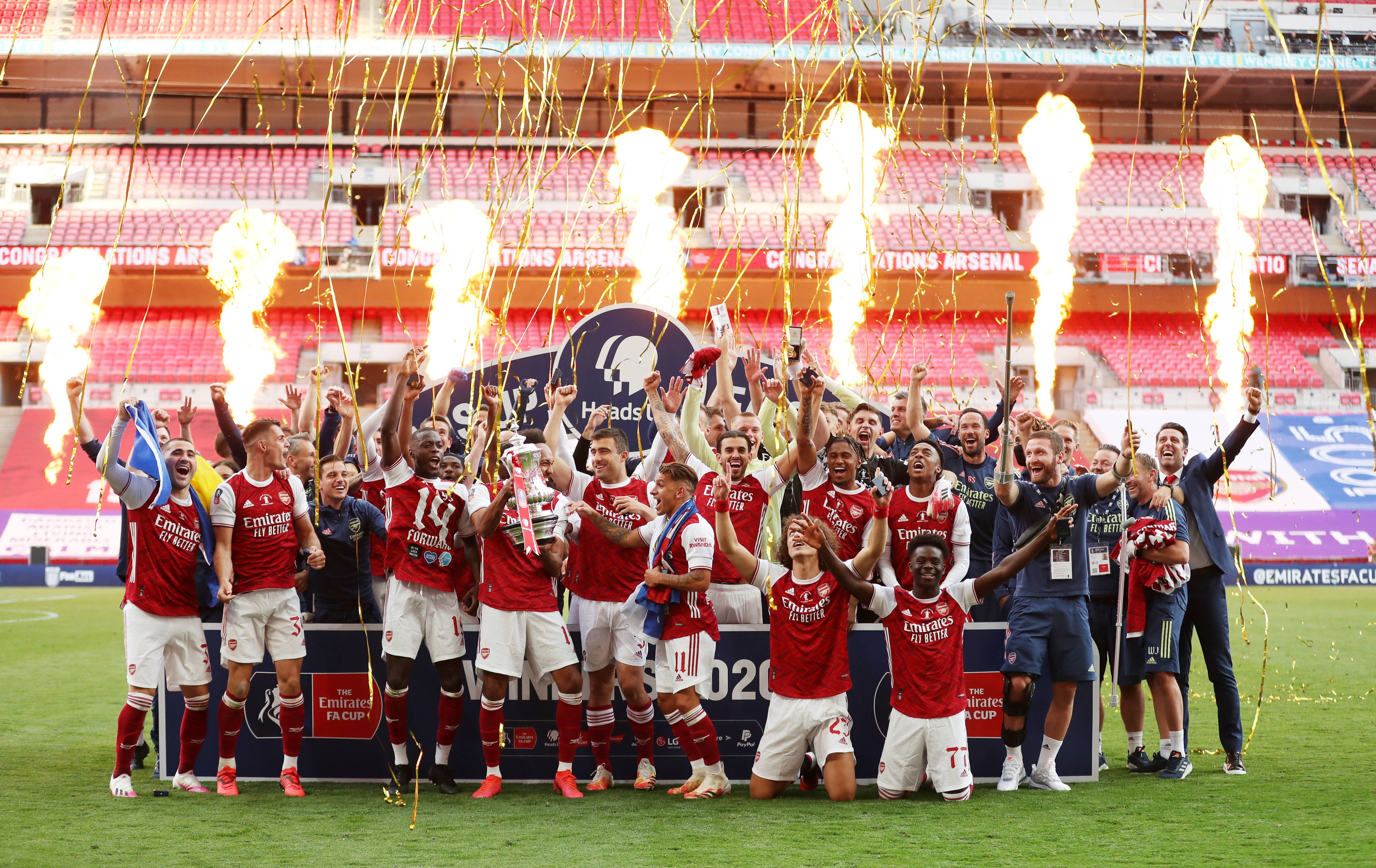 罗马诺：赫罗纳租借曼城后卫维托尔-雷斯已达成原则协议（罗马诺：赫罗纳与曼城就租借维托尔-雷斯已原则达成一致）