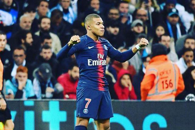 足球世界杯官方球票再次被抢空，黄牛疯狂加价（足球世界杯官方门票再度售罄，黄牛哄抬票价）