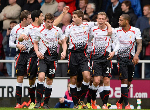 意媒：国米可以启用青训小将卡马特，以应对邓弗里斯伤缺情况（意媒：邓弗里斯伤缺，国米或启用青训小将卡马特顶替）