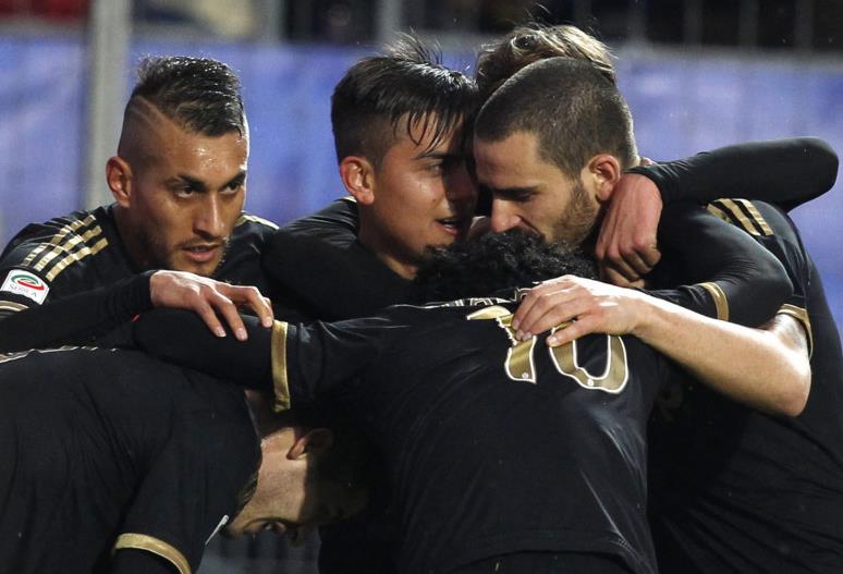 马里奥-苏亚雷斯：巴列卡斯不像西甲球场，像第三世界的球场（马里奥-苏亚雷斯：巴列卡斯更像第三世界球场，而非西甲场馆）