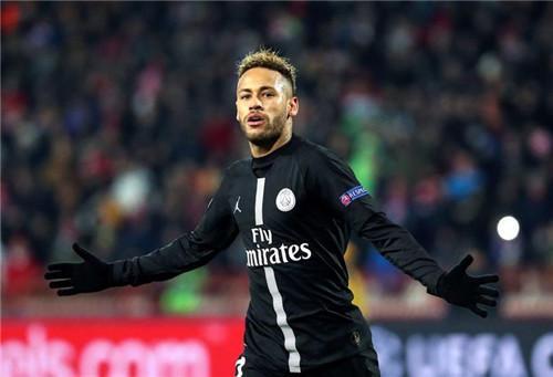 凯尔特人轮换策略优化，整体表现稳健（凯尔特人优化轮换安排，整体表现依旧稳健）