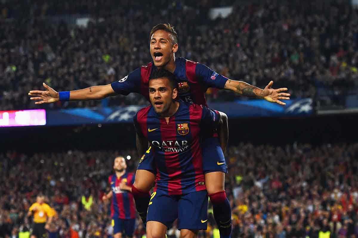 11球5助惊艳一赛季！王钰栋获2025年中超最佳青年球员（凭借11球5助的高光数据，王钰栋荣膺2025中超最佳青年球员）