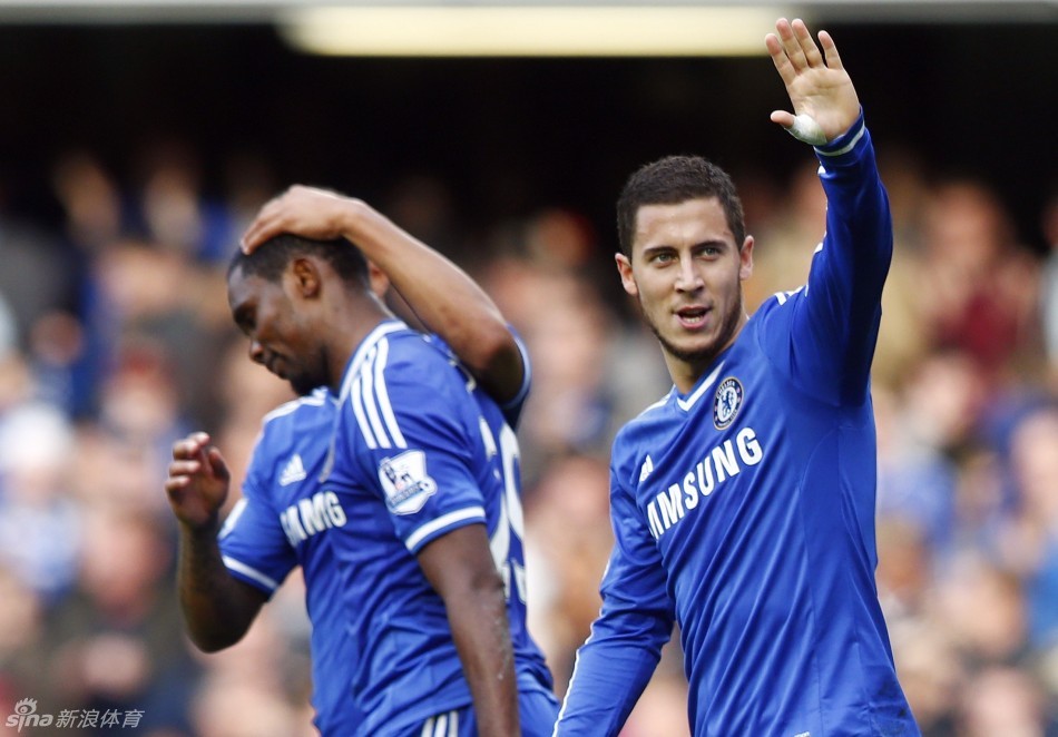 劫富济贫看红魔！曼联对阵英超第4-9名全胜 对阵下半区球队仅1胜（曼联陷入“劫富济贫”怪圈：对英超第4-9名全胜，下半区仅获1胜）