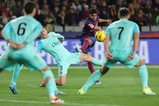 巴萨连续36场西甲进球，追平队史第三长纪录（巴萨西甲36连场破门，追平队史第三长纪录）